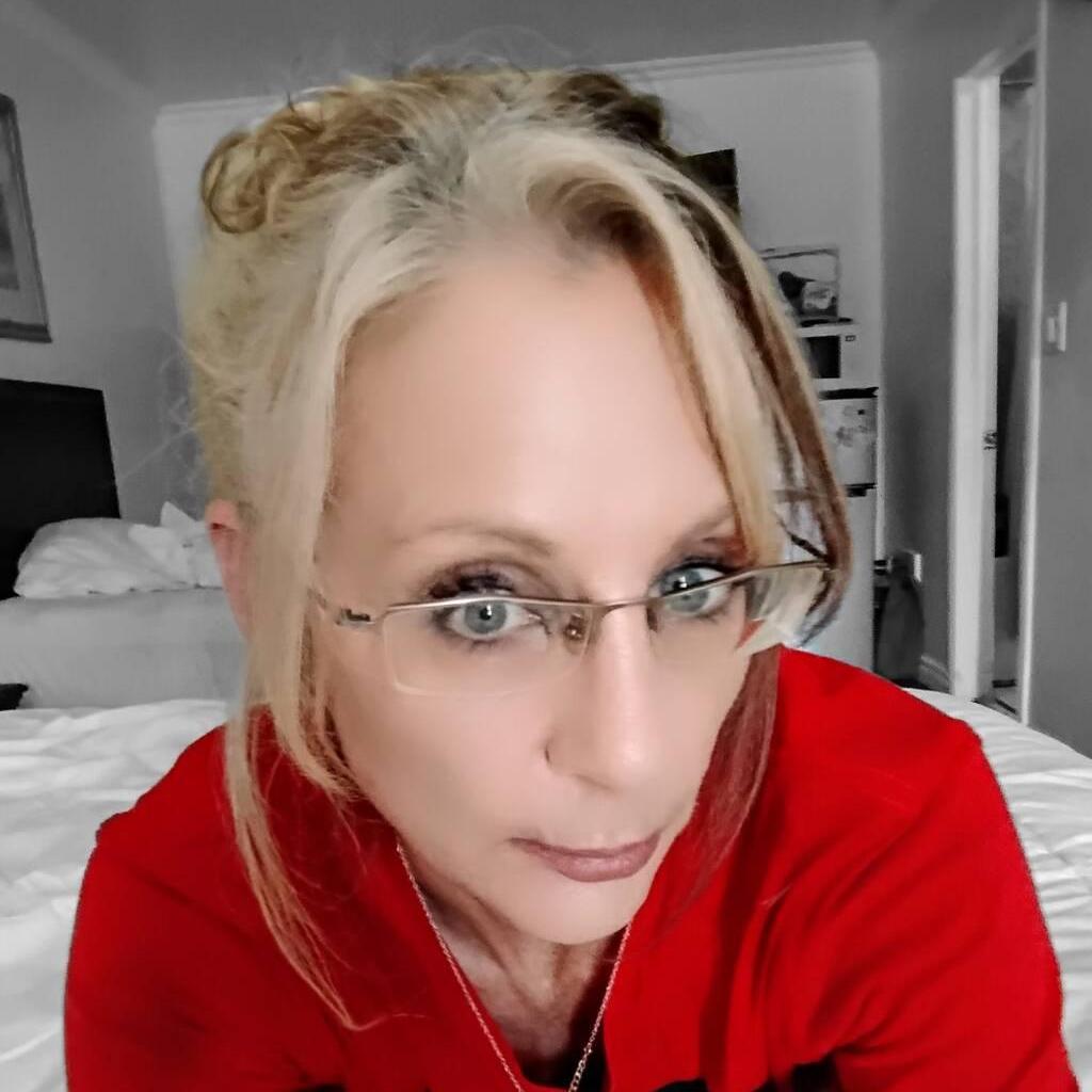 
                        Joelynn
                     is Female Escorts. | belleville | Ontario | Canada | canadatopescorts.com 