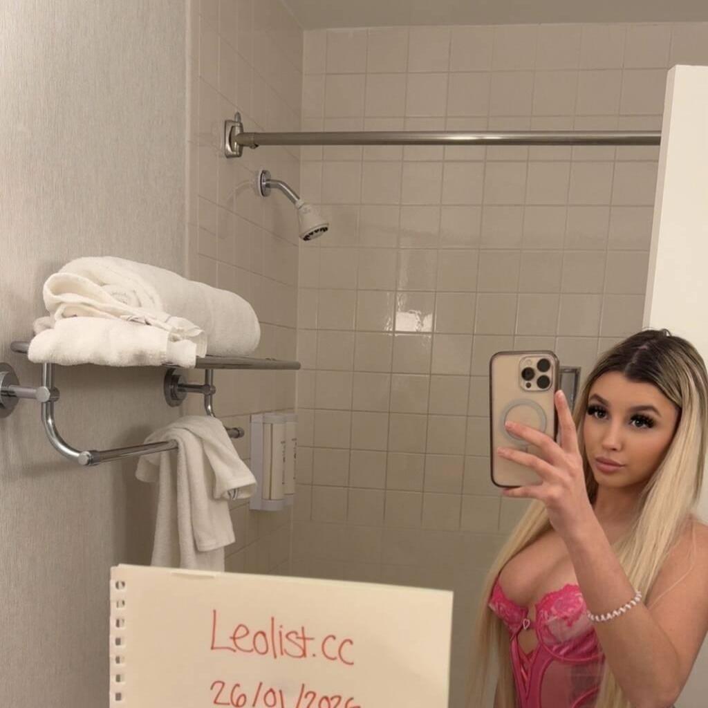 
                        Bonnie
                     is Female Escorts. | Kitchener | Ontario | Canada | canadatopescorts.com 