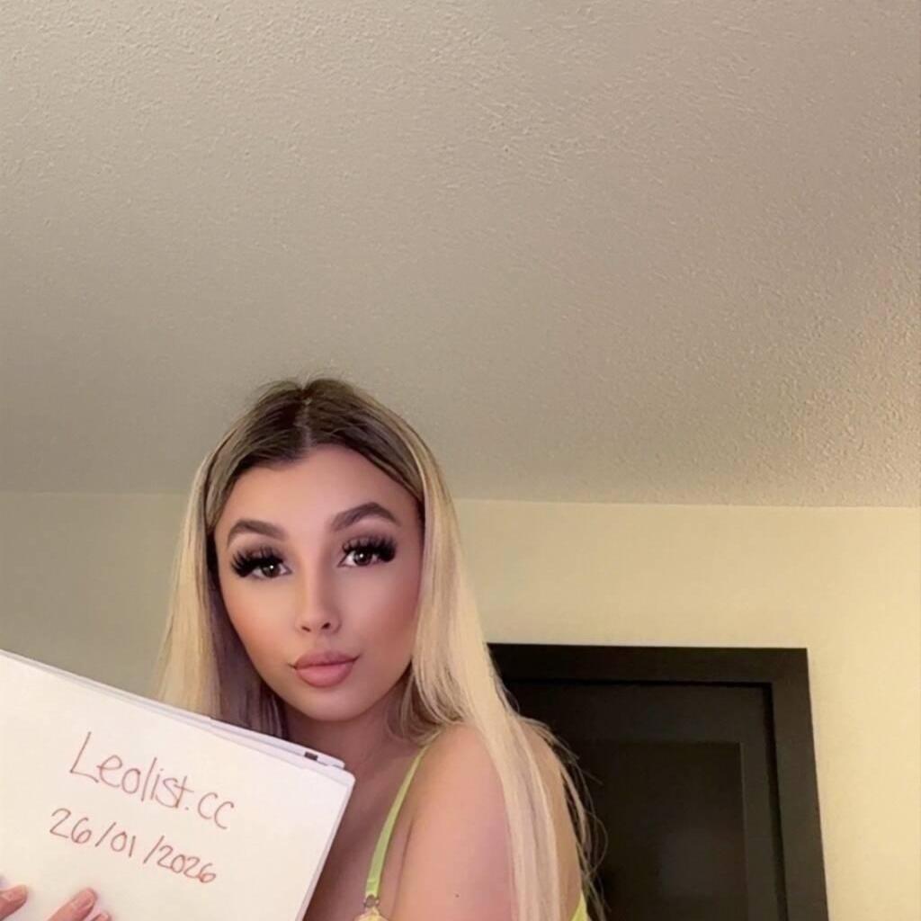 
                        Bonnie
                     is Female Escorts. | Kitchener | Ontario | Canada | canadatopescorts.com 