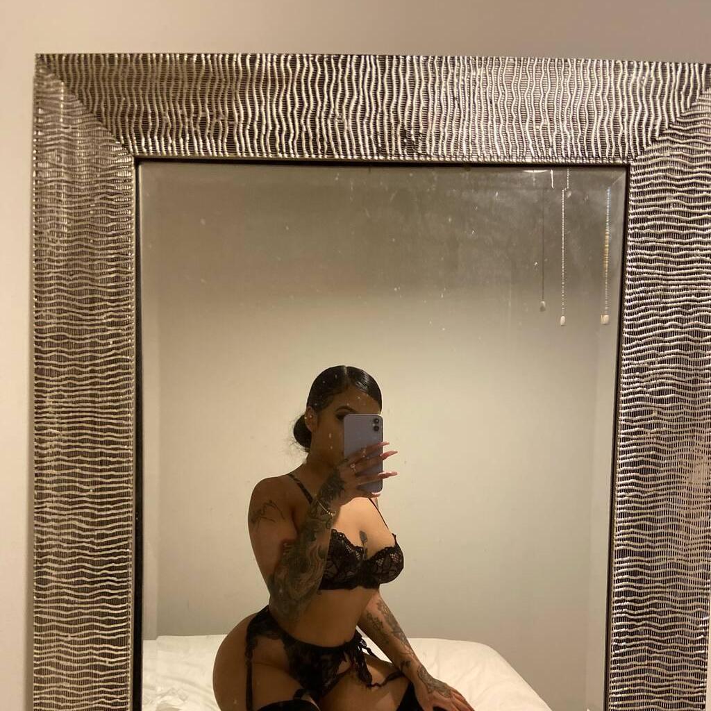 
                        Rose inked baby
                     is Female Escorts. | windsor | Ontario | Canada | canadatopescorts.com 