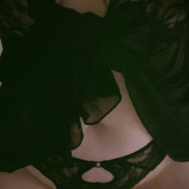 
                        Island Playmate
                     is Female Escorts. | Comox Balley | British Columbia | Canada | canadatopescorts.com 