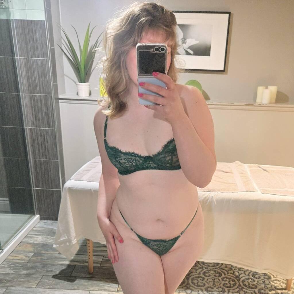 
                        Daisy Whyte
                     is Female Escorts. | Niagara | Ontario | Canada | canadatopescorts.com 