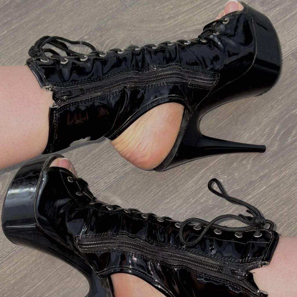 
                        Amber Star
                     is Female Escorts. | Calgary | Alberta | Canada | canadatopescorts.com 