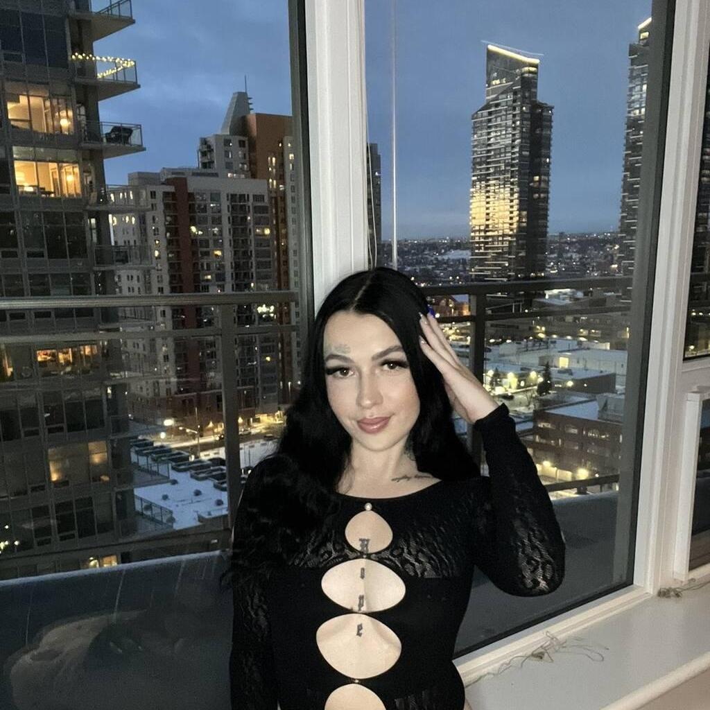 
                        Emma
                     is Female Escorts. | Calgary | Alberta | Canada | canadatopescorts.com 