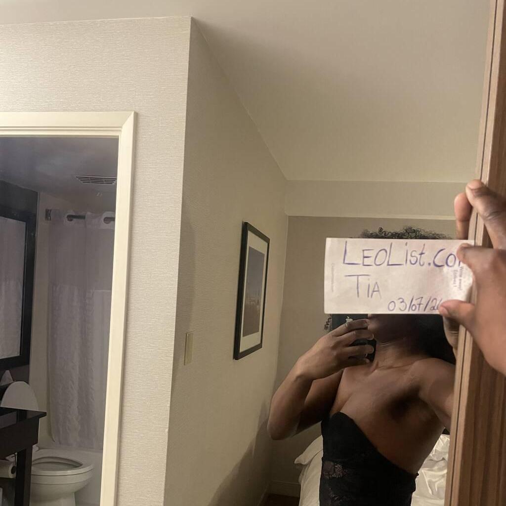 
                        Tia 613 . 903 8899
                     is Female Escorts. | Niagara | Ontario | Canada | canadatopescorts.com 