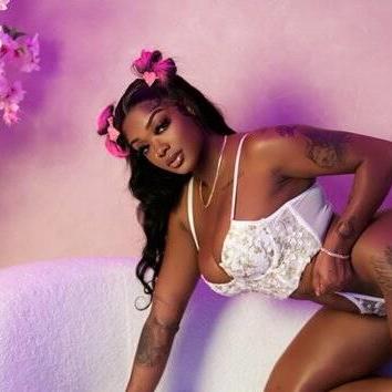 
                        Nadia
                     is Female Escorts. | Trois Rivieres | Quebec | Canada | canadatopescorts.com 