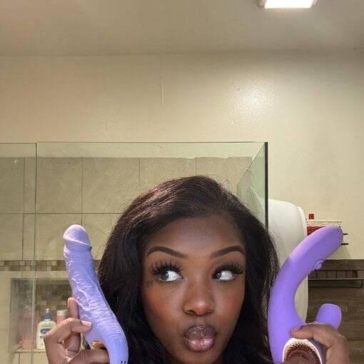 
                        Nadia
                     is Female Escorts. | Trois Rivieres | Quebec | Canada | canadatopescorts.com 