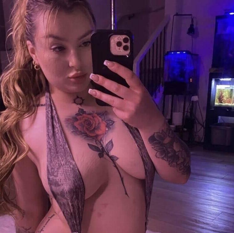 
                        Kisses
                     is Female Escorts. | Hamilton | Ontario | Canada | canadatopescorts.com 