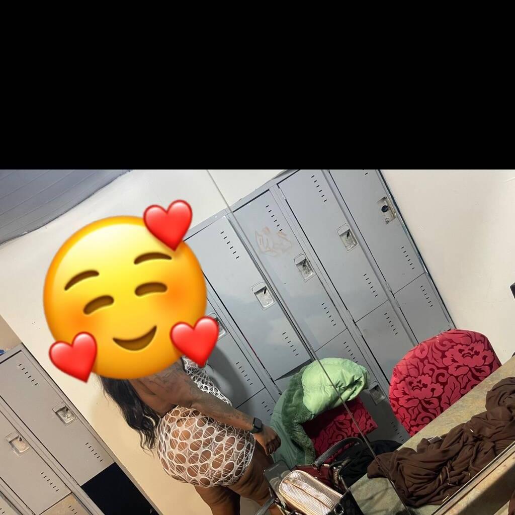 
                        Karine
                     is Female Escorts. | Toronto | Ontario | Canada | canadatopescorts.com 