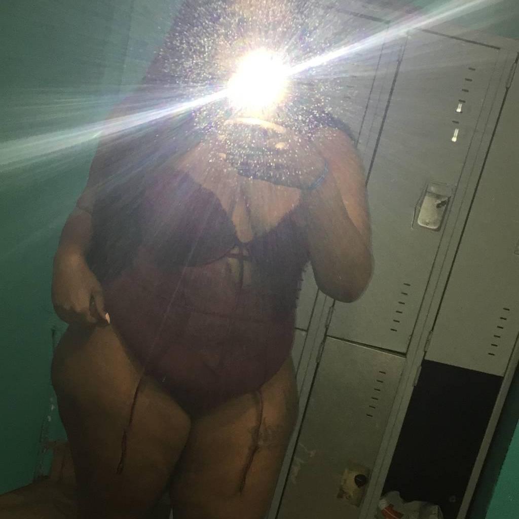 
                        Karine
                     is Female Escorts. | Toronto | Ontario | Canada | canadatopescorts.com 