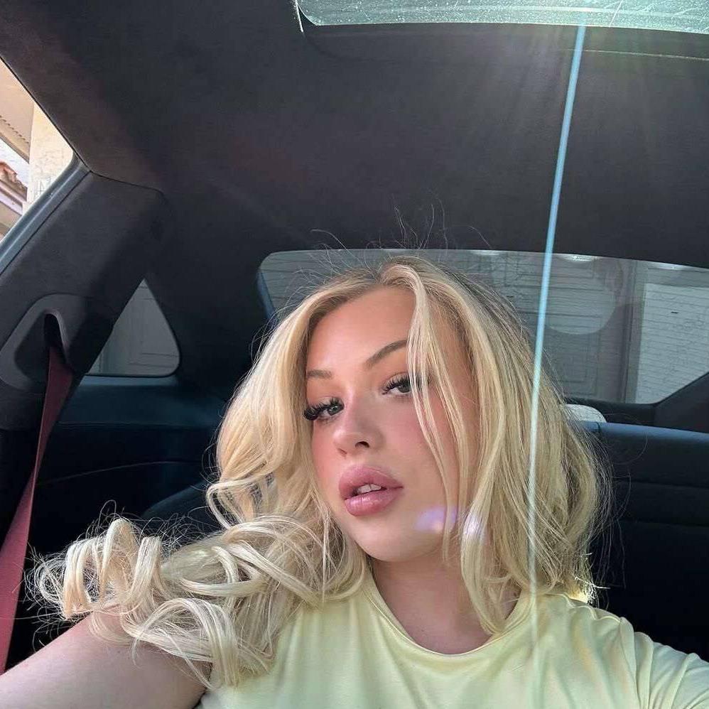 
                        Daisy
                     is Female Escorts. | Fredericton | New Brunswick | Canada | canadatopescorts.com 