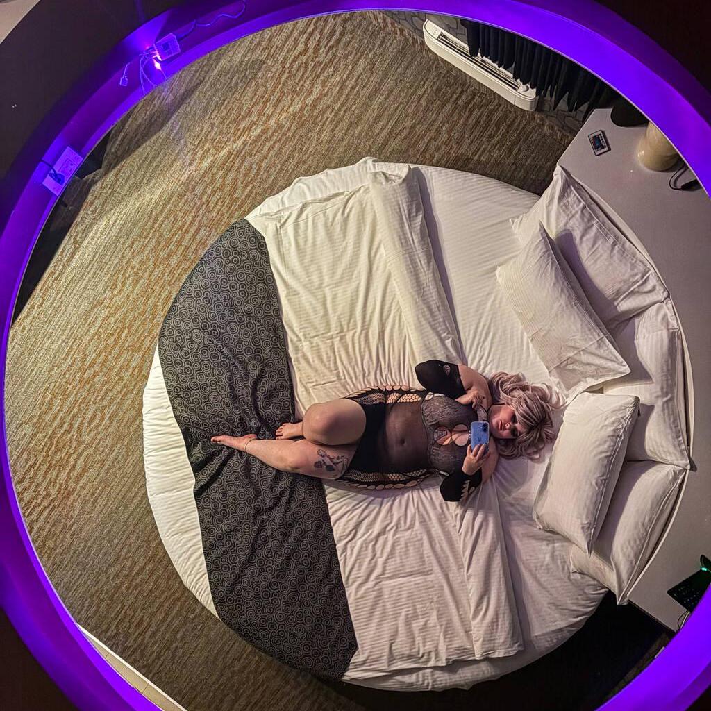 
                        Velia
                     is Female Escorts. | Calgary | Alberta | Canada | canadatopescorts.com 