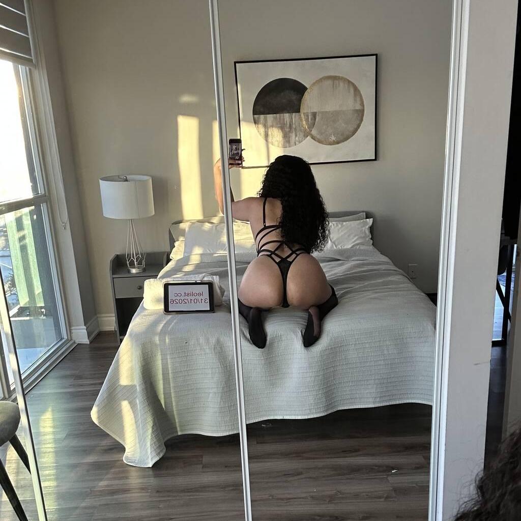 
                        Isabella
                     is Female Escorts. | Regina | Saskatchewan | Canada | canadatopescorts.com 