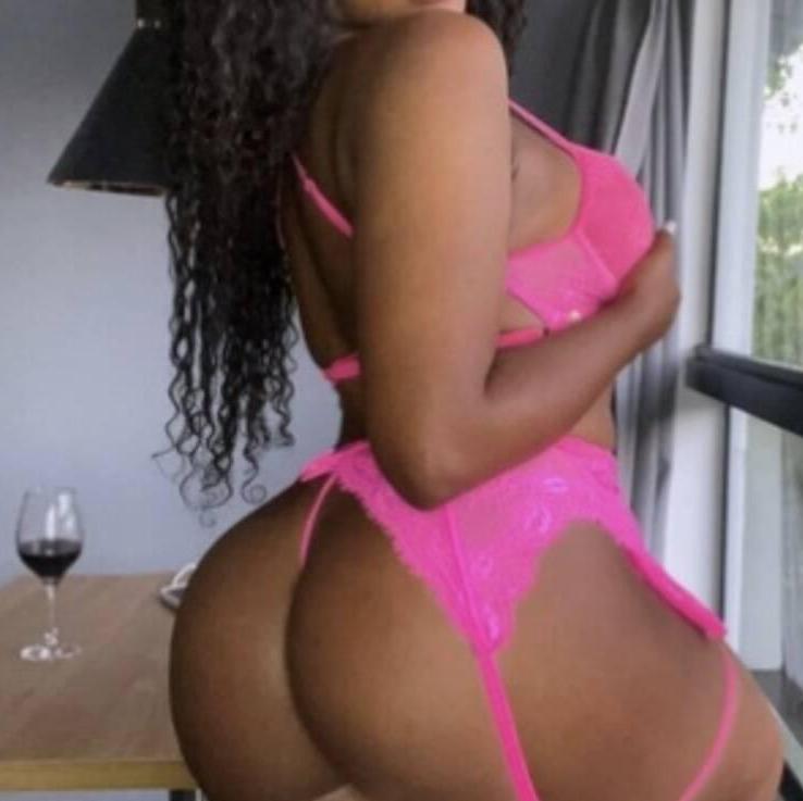 
                        Taylor
                     is Female Escorts. | Lethbridge | Alberta | Canada | canadatopescorts.com 