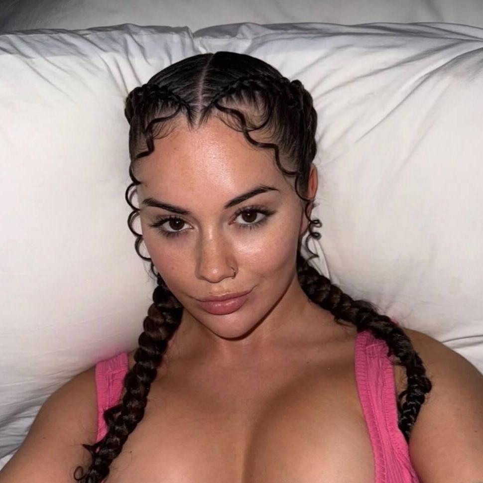 
                        Latina
                     is Female Escorts. | Chatham | Ontario | Canada | canadatopescorts.com 