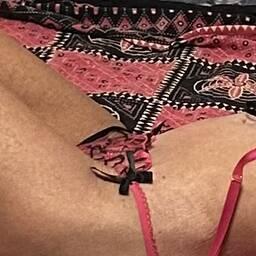 
                        Charlie
                     is Female Escorts. | Calgary | Alberta | Canada | canadatopescorts.com 