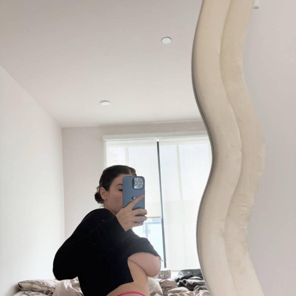 
                        Maeve
                     is Female Escorts. | Skeena | British Columbia | Canada | canadatopescorts.com 