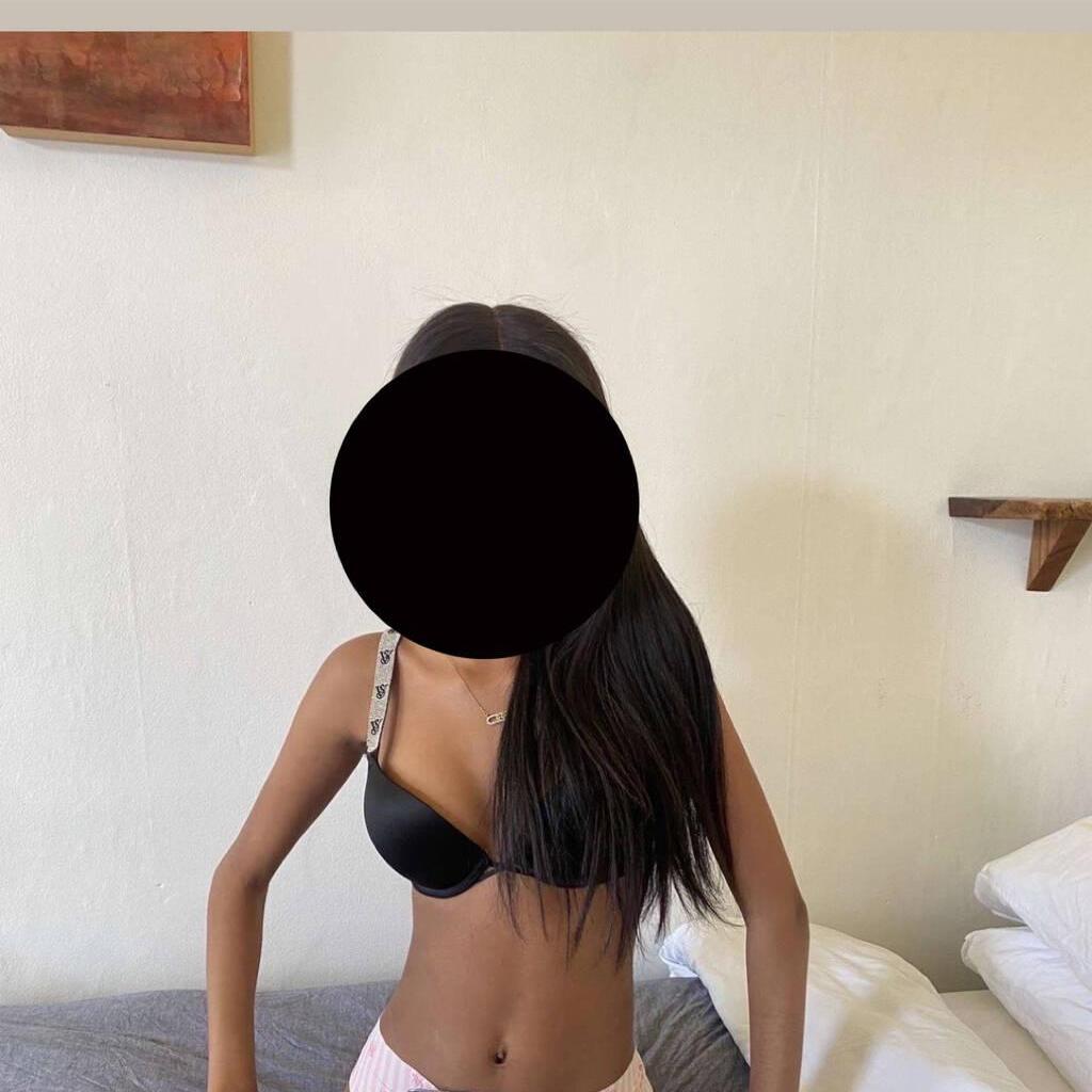 
                        Rebecca
                     is Female Escorts. | Montreal | Quebec | Canada | canadatopescorts.com 