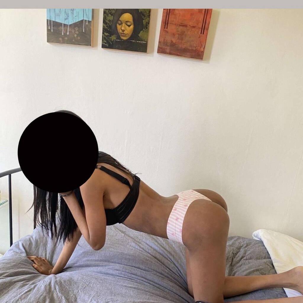 
                        Rebecca
                     is Female Escorts. | Montreal | Quebec | Canada | canadatopescorts.com 