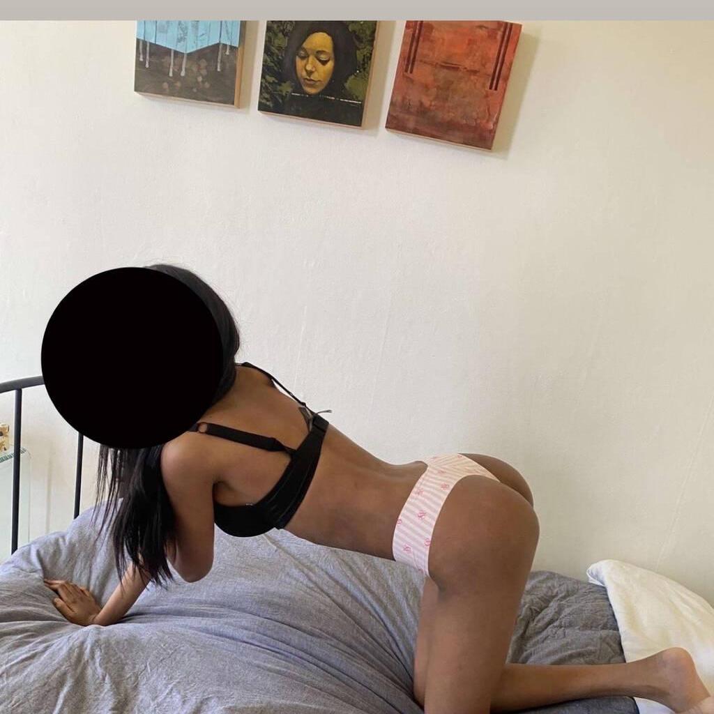 
                        Rebecca
                     is Female Escorts. | Montreal | Quebec | Canada | canadatopescorts.com 