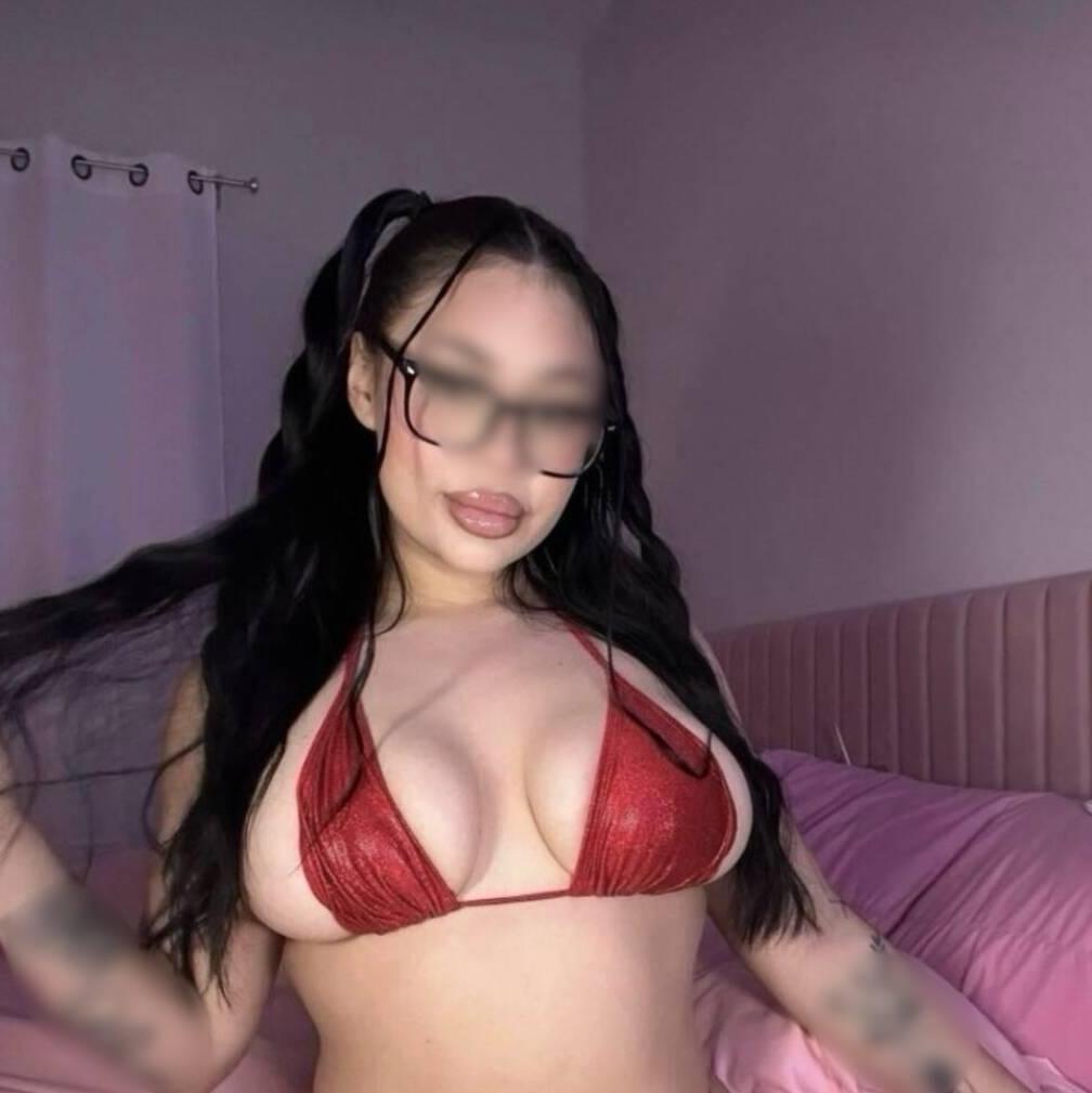 
                        Selena
                     is Female Escorts. | Regina | Saskatchewan | Canada | canadatopescorts.com 