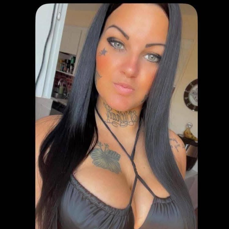 
                        SARAA
                     is Female Escorts. | Toronto | Ontario | Canada | canadatopescorts.com 