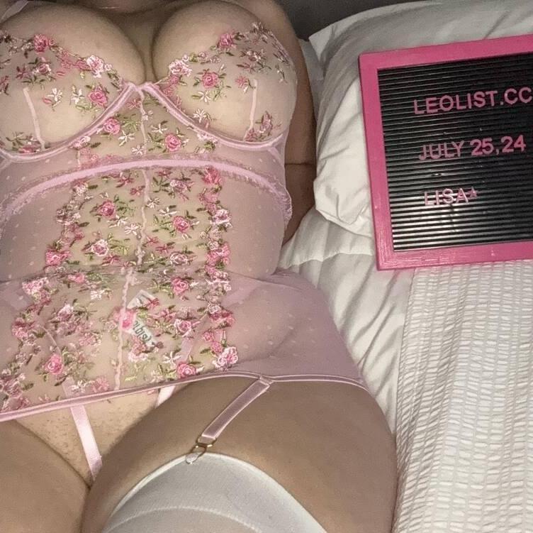 
                        Lisa
                     is Female Escorts. | Kingston | Ontario | Canada | canadatopescorts.com 