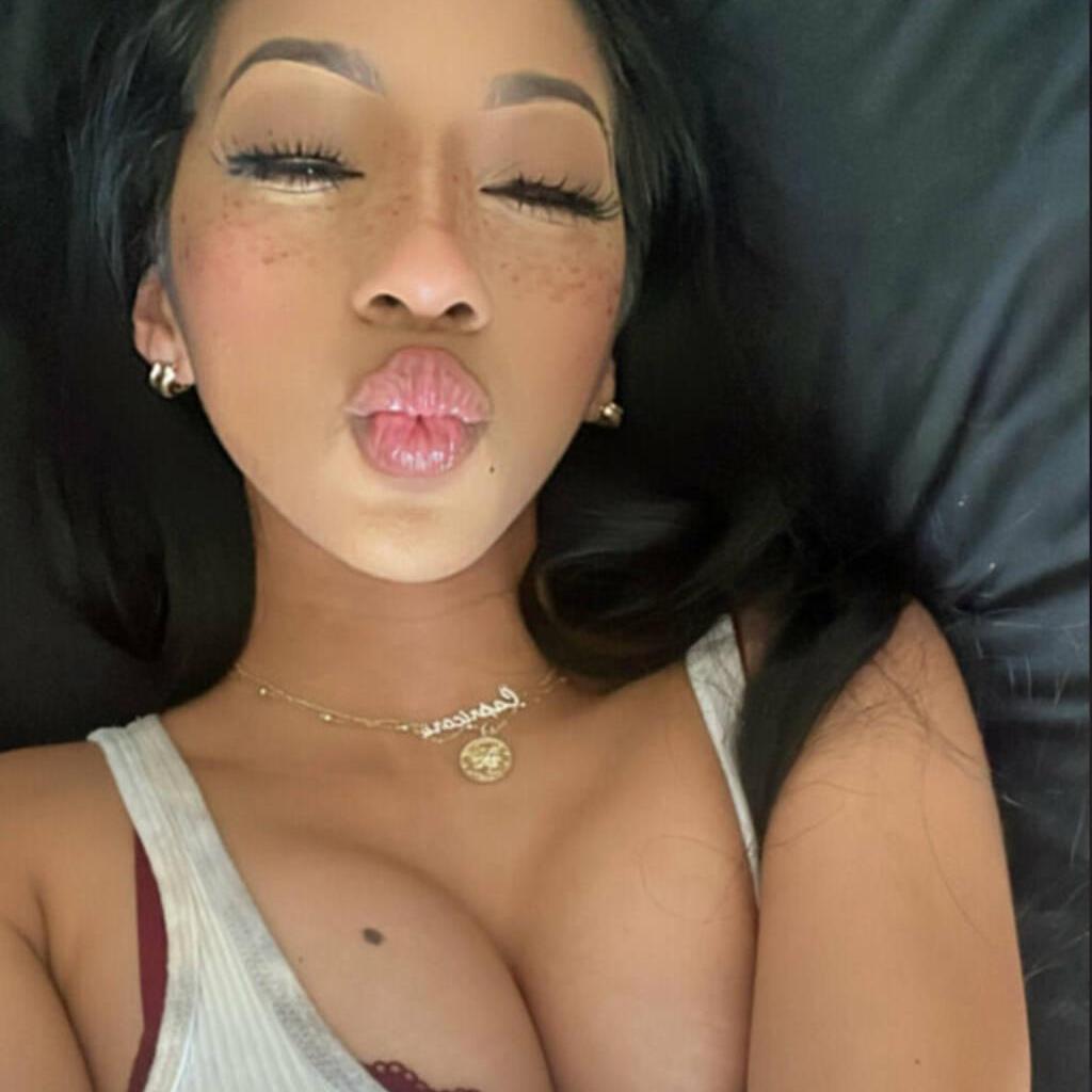 
                        Kiara
                     is Female Escorts. | Edmonton | Alberta | Canada | canadatopescorts.com 