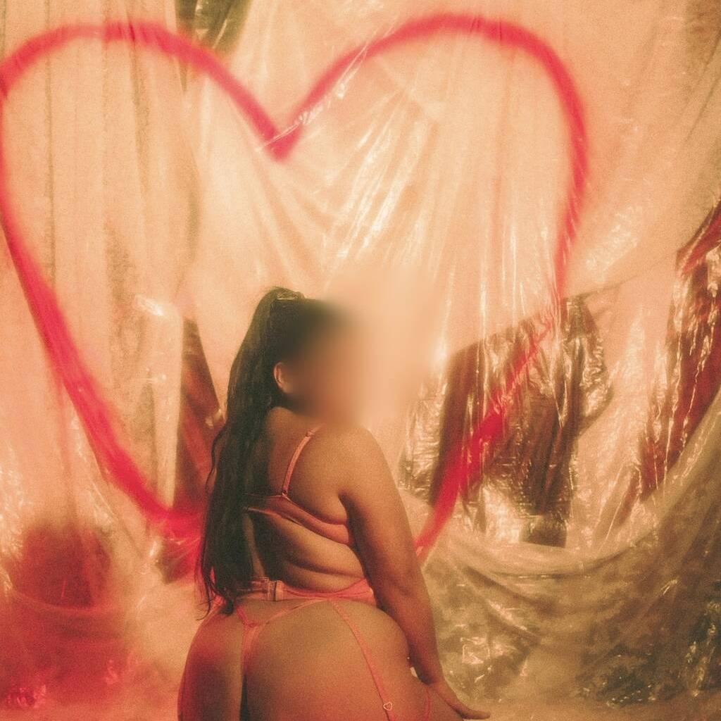 
                        Melanie
                     is Female Escorts. | Owen Sound | Ontario | Canada | canadatopescorts.com 