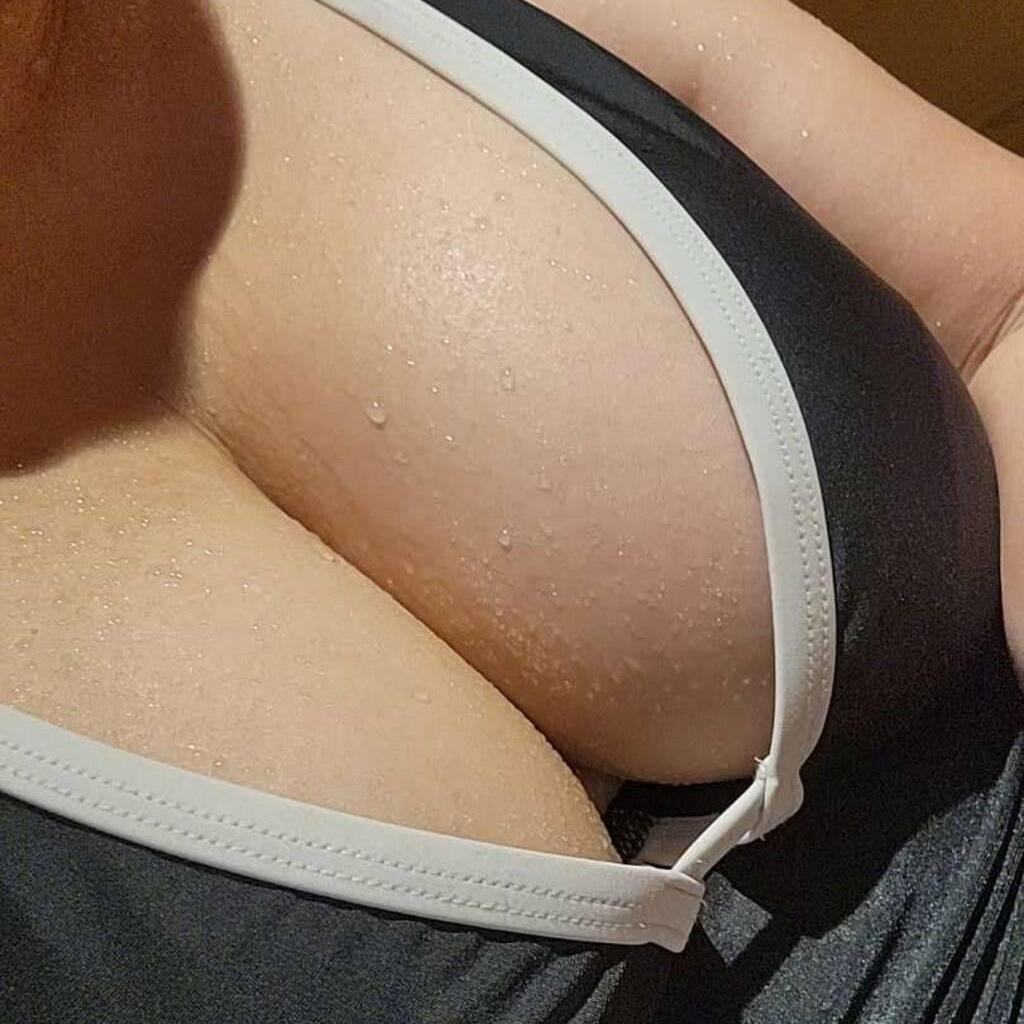
                        Coco
                     is Female Escorts. | Barrie | Ontario | Canada | canadatopescorts.com 