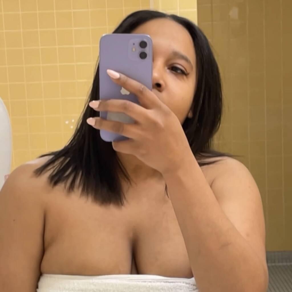 
                        Licorice
                     is Female Escorts. | Edmonton | Alberta | Canada | canadatopescorts.com 