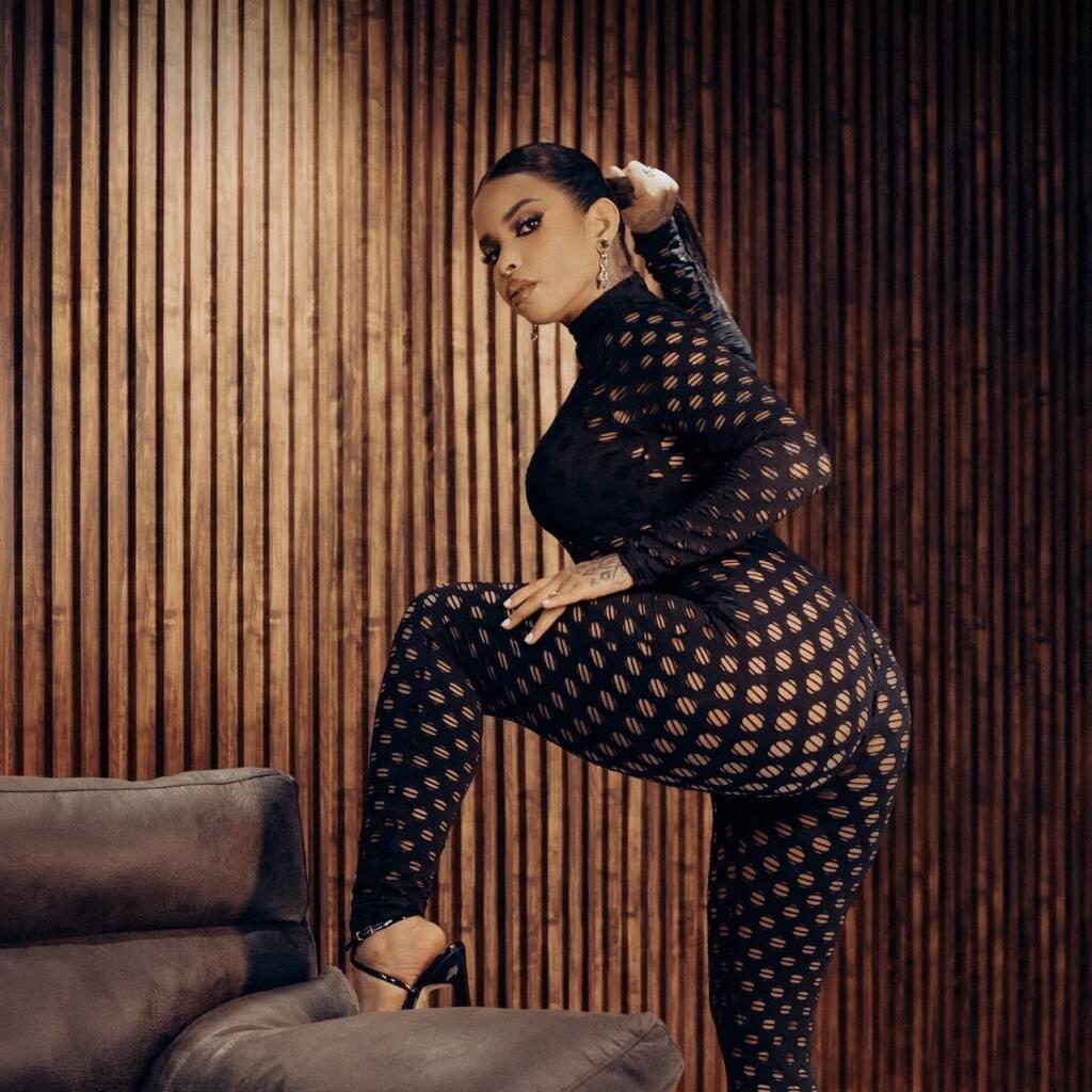 
                        guillenn
                     is Female Escorts. | St. Albert | Alberta | Canada | canadatopescorts.com 