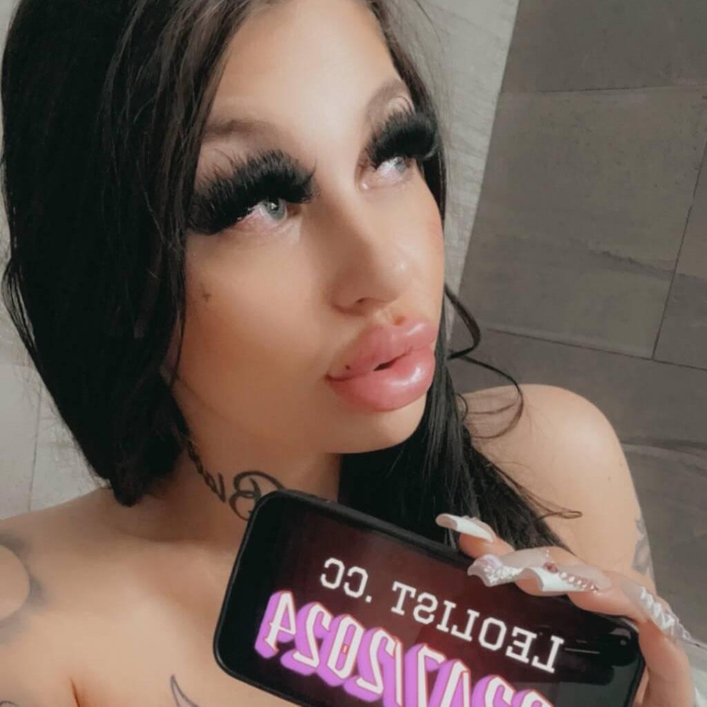 
                        Allysa
                     is Female Escorts. | Medicine Hat | Alberta | Canada | canadatopescorts.com 