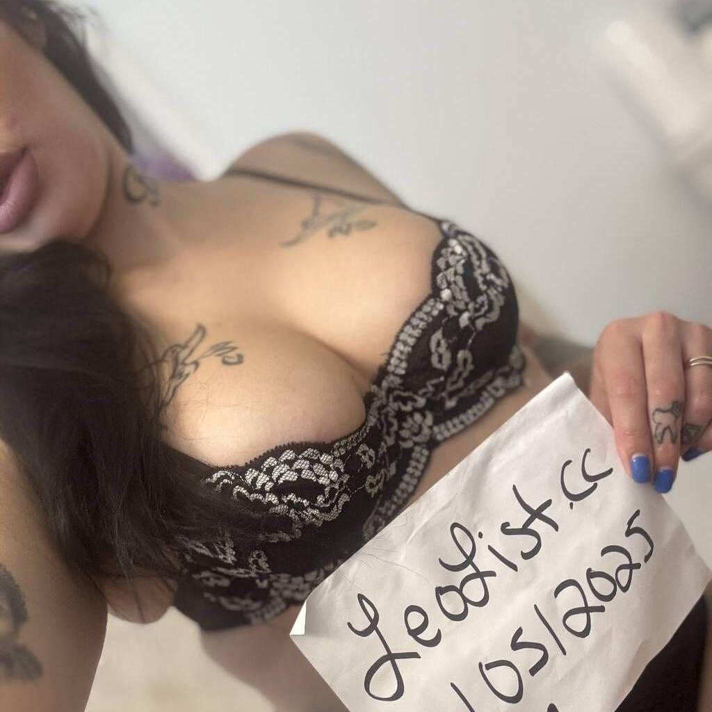 
                        Allysa
                     is Female Escorts. | Medicine Hat | Alberta | Canada | canadatopescorts.com 