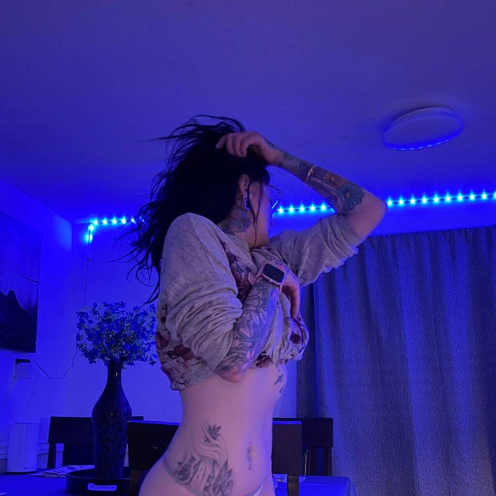 
                        Dixie Blue
                     is Female Escorts. | Barrie | Ontario | Canada | canadatopescorts.com 