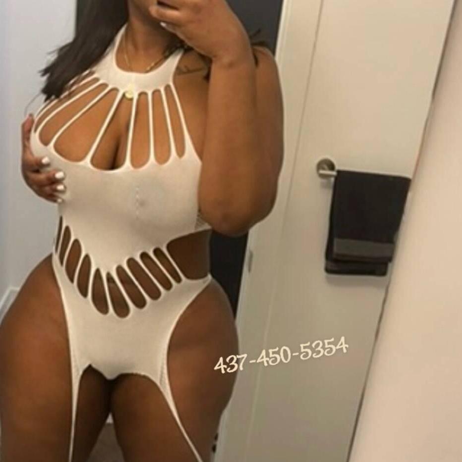 
                        Celine        Port Elgin
                     is Female Escorts. | Owen Sound | Ontario | Canada | canadatopescorts.com 