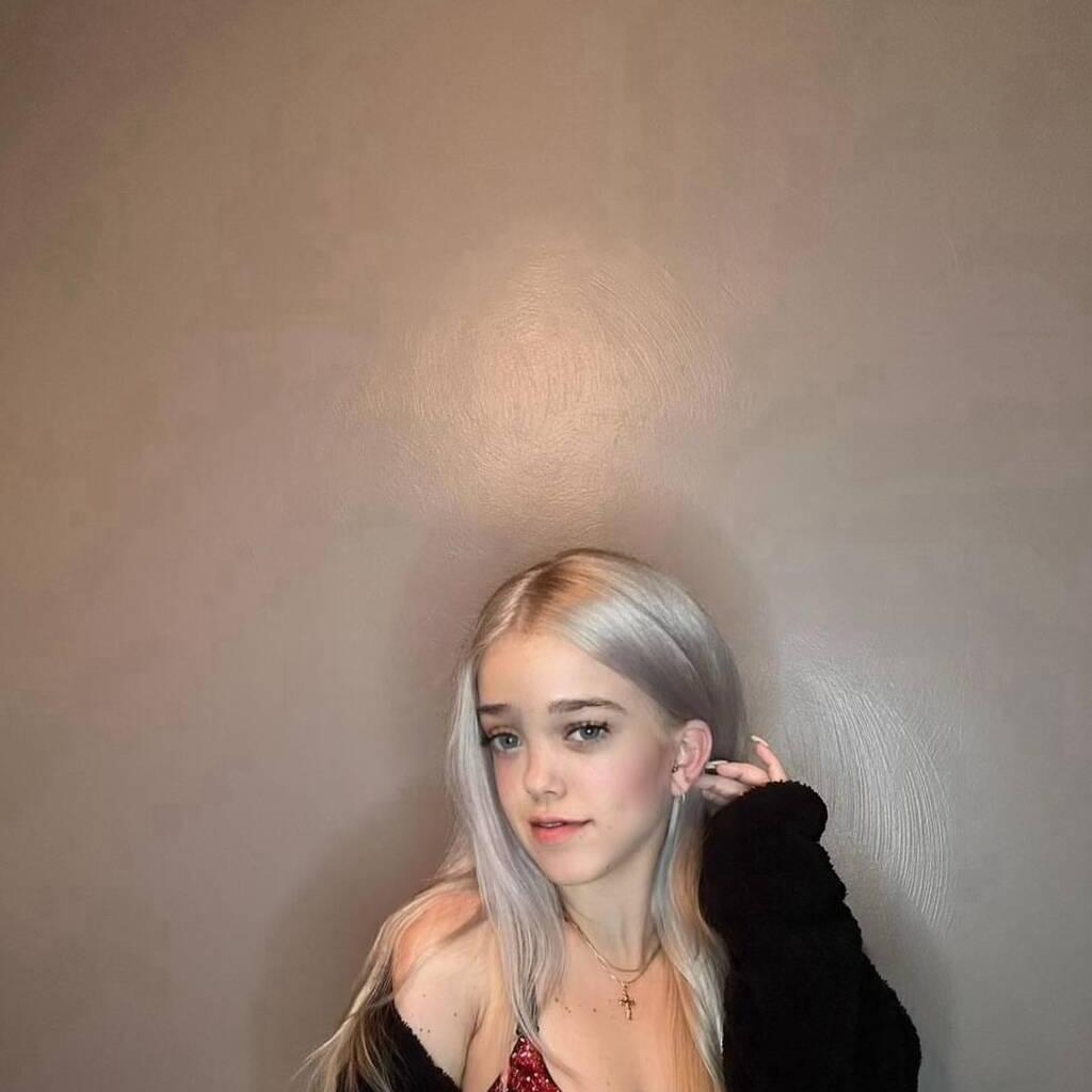 
                        Tinkerbell
                     is Female Escorts. | Vancouver | British Columbia | Canada | canadatopescorts.com 