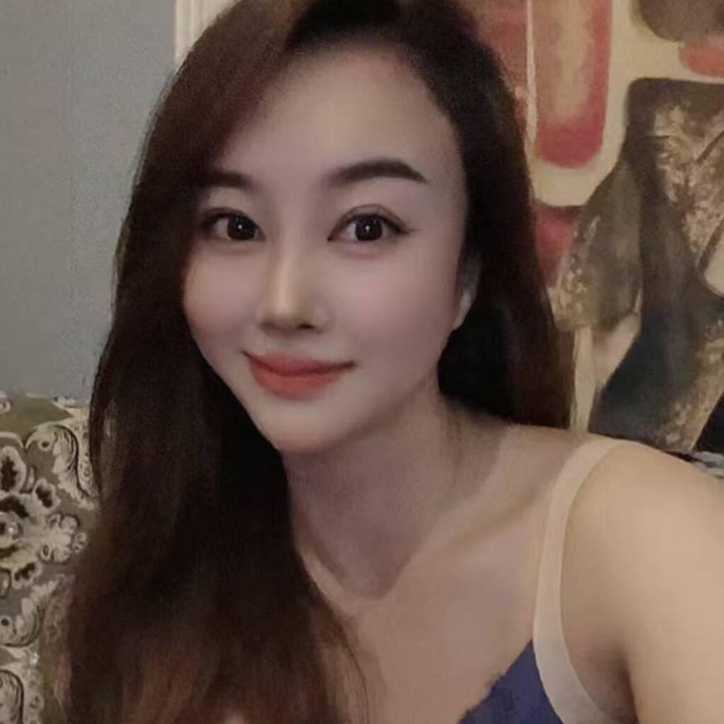 
                        Summer
                     is Female Escorts. | Kelowna | British Columbia | Canada | canadatopescorts.com 