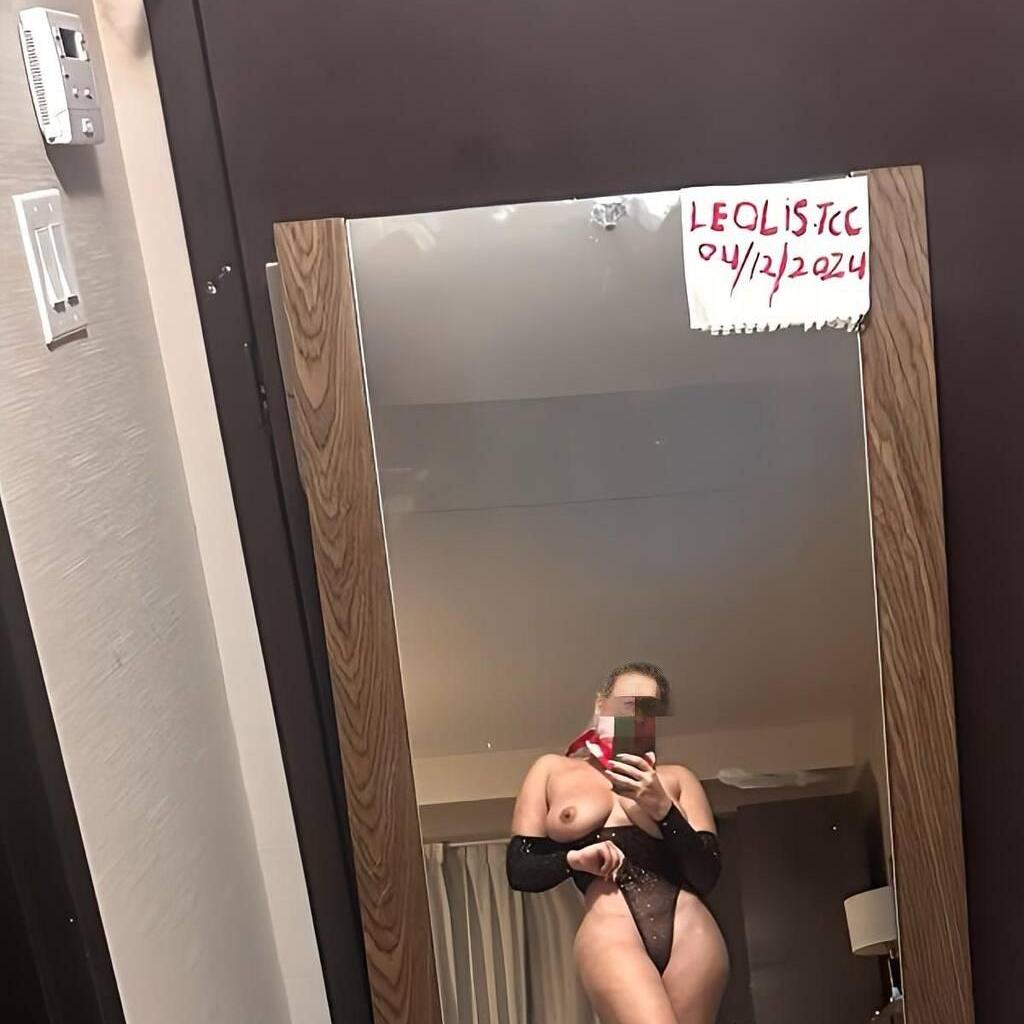 
                        Sahara
                     is Female Escorts. | Toronto | Ontario | Canada | canadatopescorts.com 