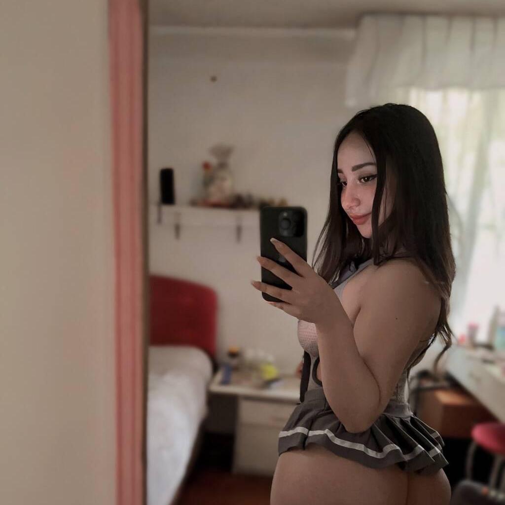 
                        Laura
                     is Female Escorts. | Sherbrooke | Quebec | Canada | canadatopescorts.com 