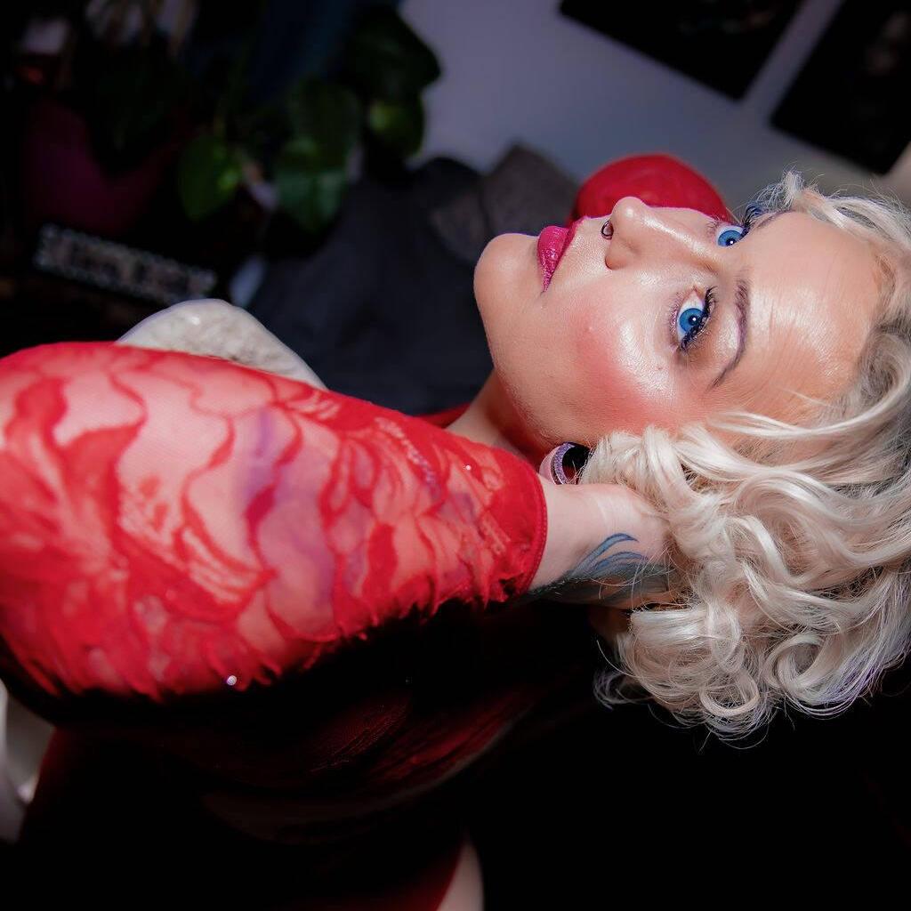 
                        Octavia Jones
                     is Female Escorts. | Medicine Hat | Alberta | Canada | canadatopescorts.com 