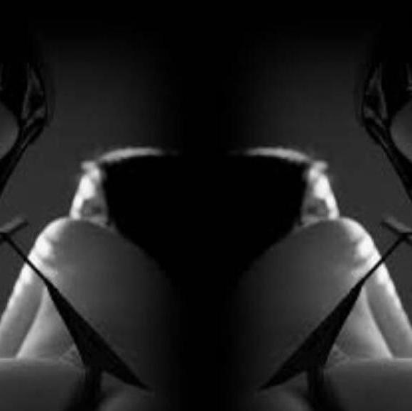 
                        LEONA
                     is Female Escorts. | Nanaimo | British Columbia | Canada | canadatopescorts.com 