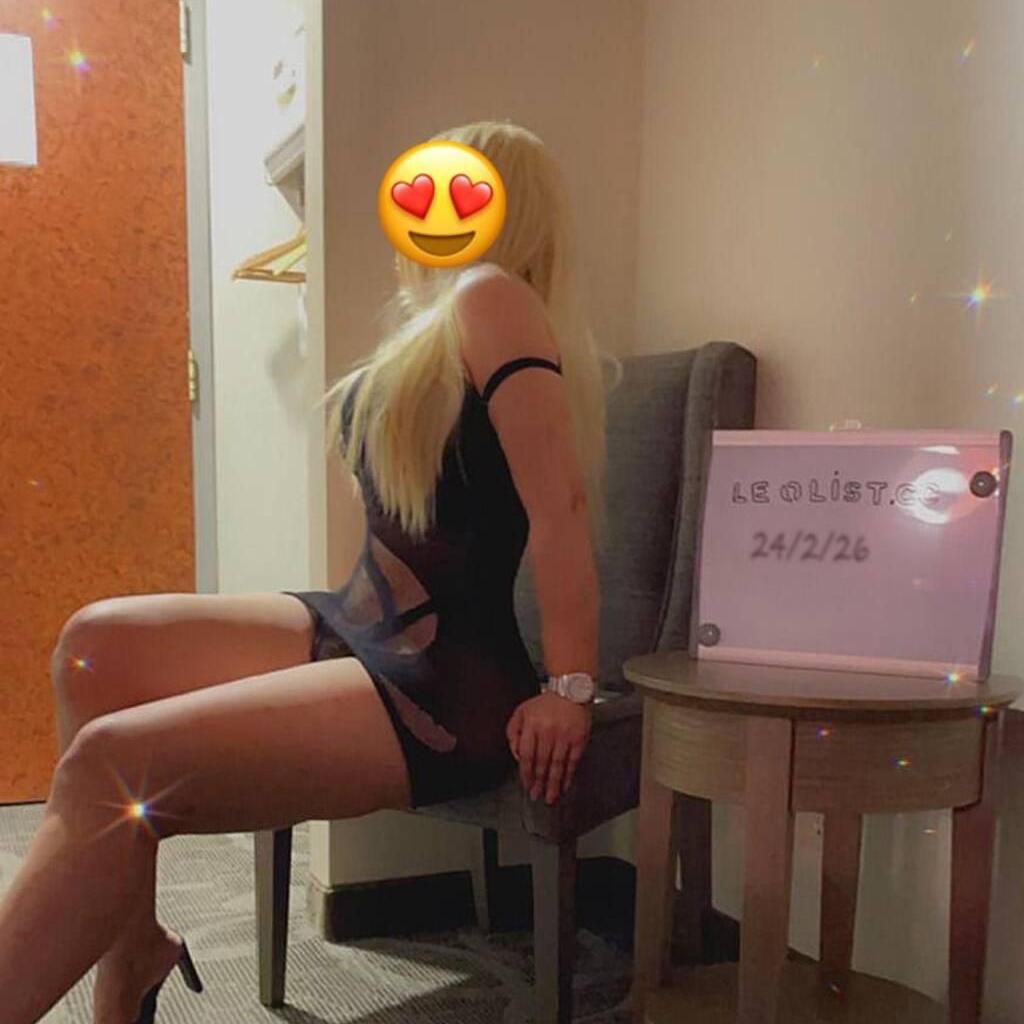 
                        Julia
                     is Female Escorts. | Barrie | Ontario | Canada | canadatopescorts.com 