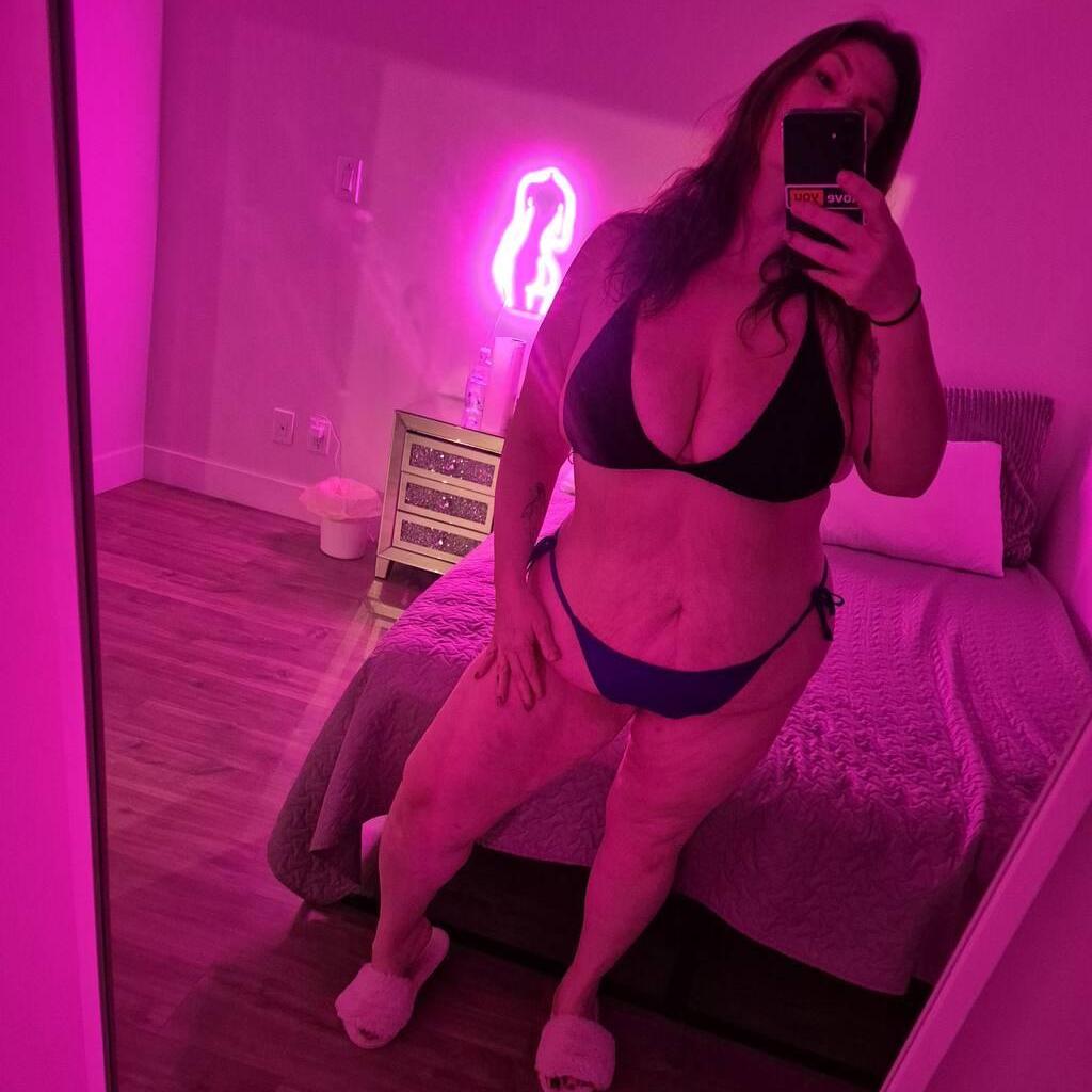 
                        Sunny Daze
                     is Female Escorts. | Vancouver | British Columbia | Canada | canadatopescorts.com 