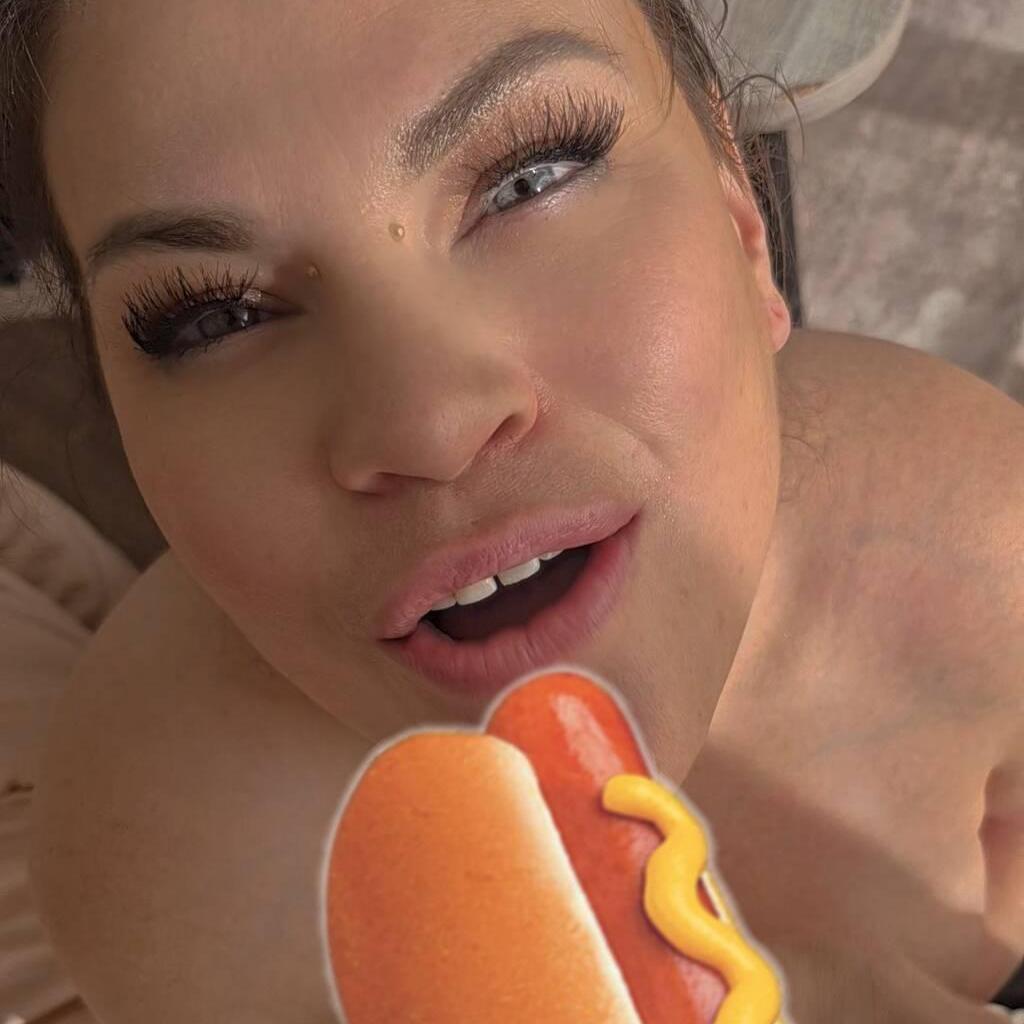 
                        Sunny Daze
                     is Female Escorts. | Vancouver | British Columbia | Canada | canadatopescorts.com 