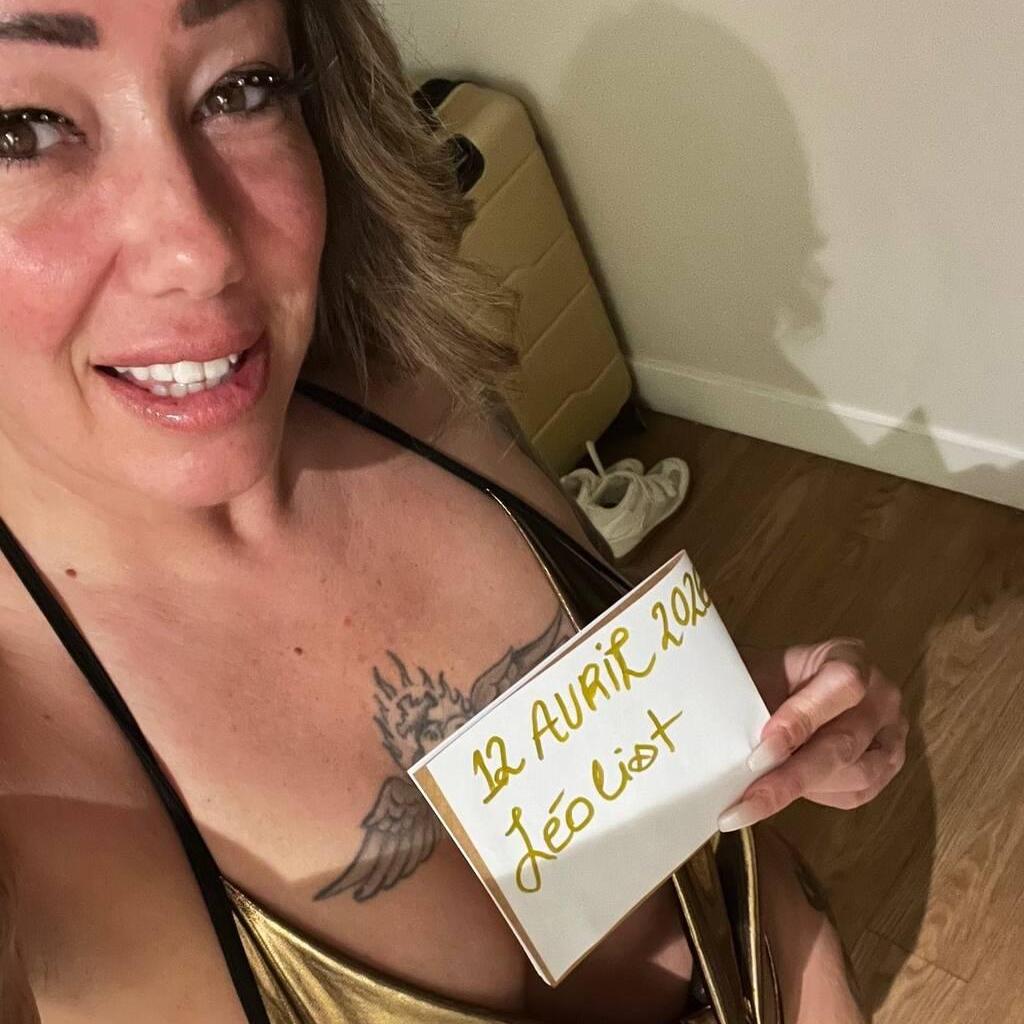 
                        Mercedes Gold
                     is Female Escorts. | Montreal | Quebec | Canada | canadatopescorts.com 