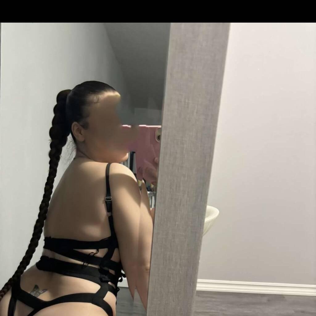 
                        Stella
                     is Female Escorts. | Owen Sound | Ontario | Canada | canadatopescorts.com 