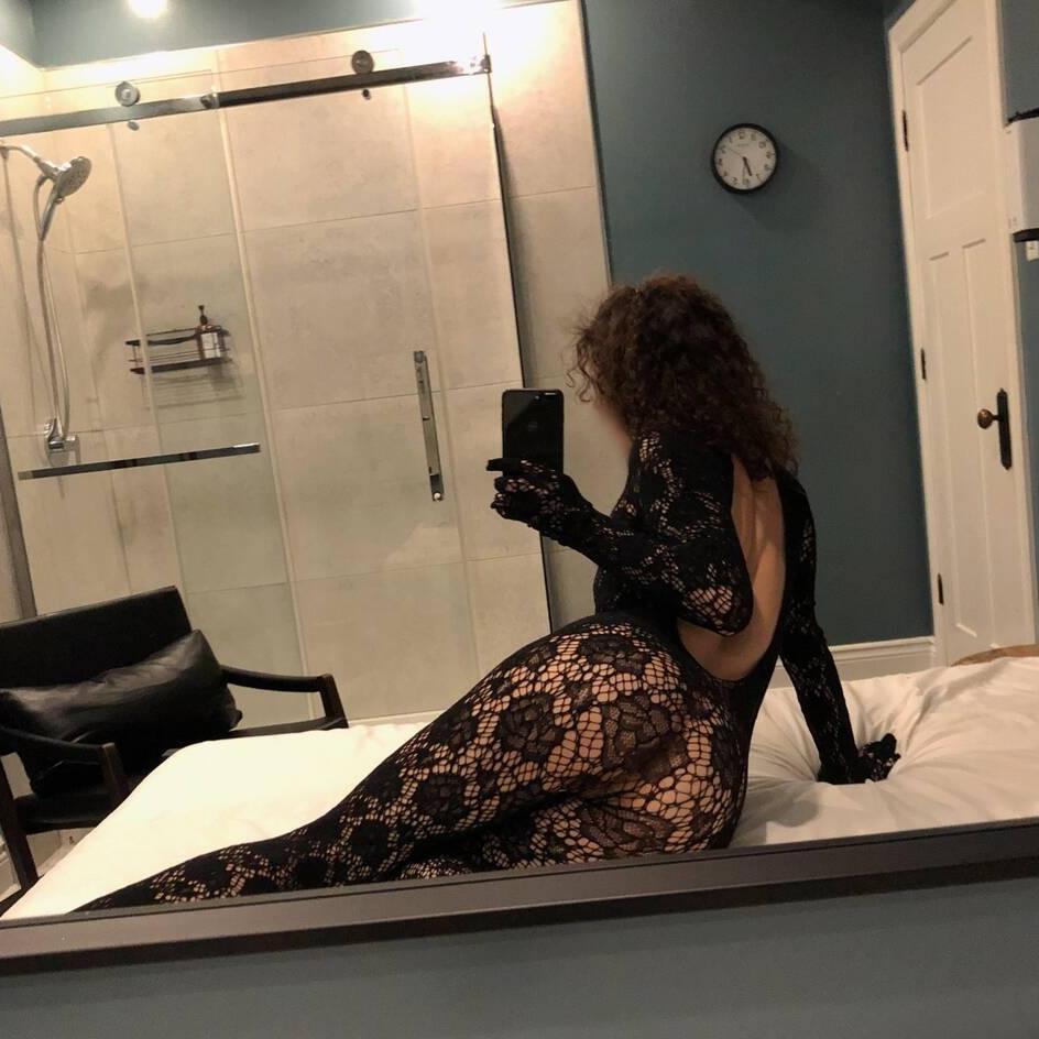 
                        Esme
                     is Female Escorts. | Niagara | Ontario | Canada | canadatopescorts.com 