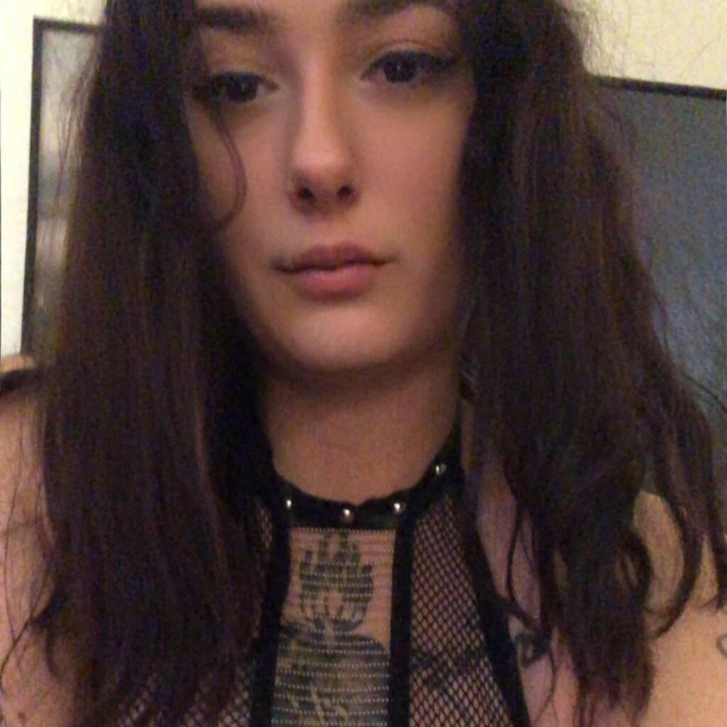 
                        Becky
                     is Female Escorts. | Quebec City | Quebec | Canada | canadatopescorts.com 