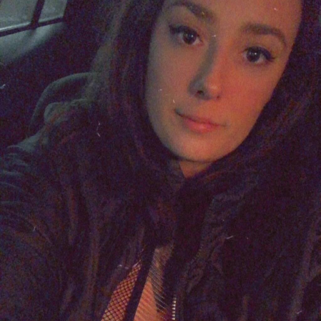 
                        Becky
                     is Female Escorts. | Quebec City | Quebec | Canada | canadatopescorts.com 